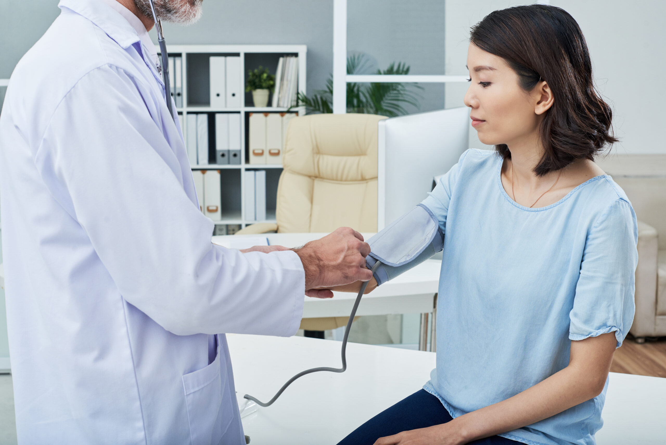 Image Measuring blood pressure